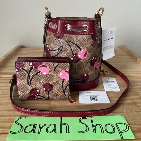 ✅Coach Mini Bucket Bag In Signature Cherry Print Set - Picture 2 of 16